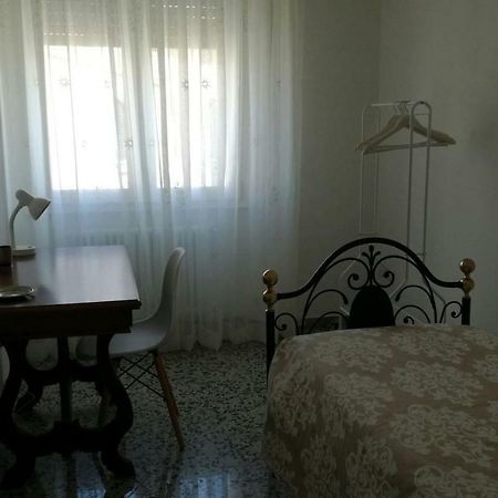 Апартаменти Casa Chiara Сан-Бенедетто-дель-Тронто Екстер'єр фото